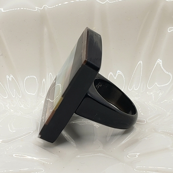 Small Cool Inlay Abalone Square Ring Sz 5.25 - Picture 3 of 12